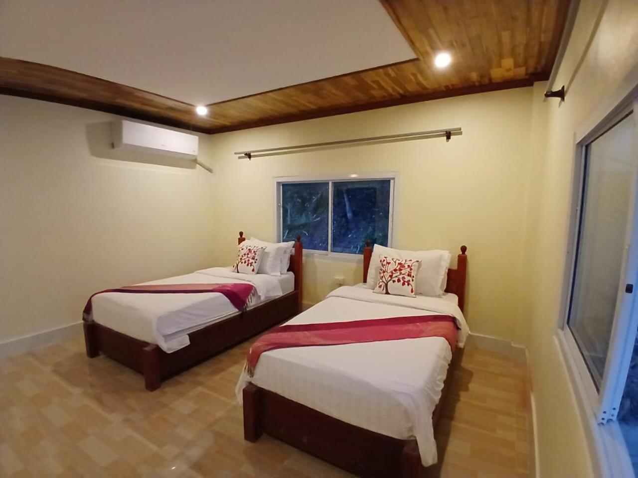 Villa Mekong 2 Guesthouse Pakbeng Luaran gambar