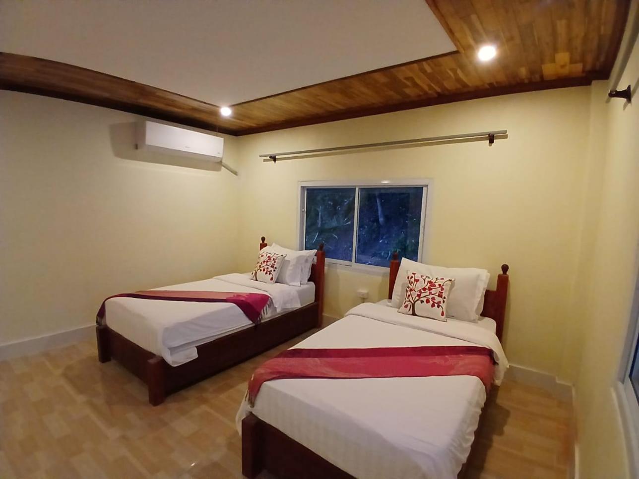Villa Mekong 2 Guesthouse Pakbeng Luaran gambar